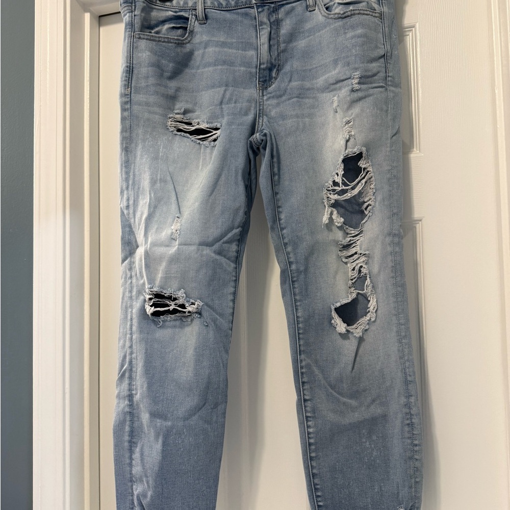Distressed Light Blue AE jeggings